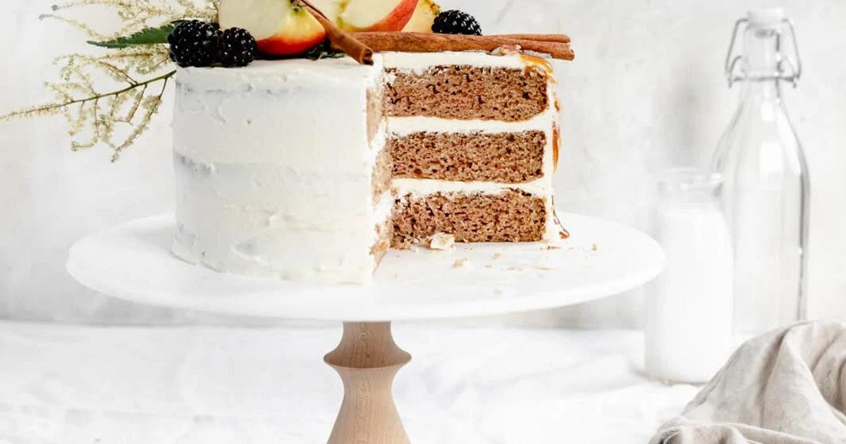 Caramel apple cake Recipe | Samsung Food App