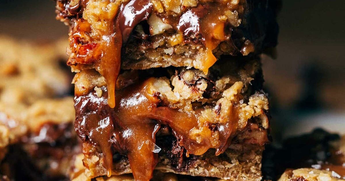 Salted caramel chocolate chip oat cookie bars Recipe | Samsung Food App