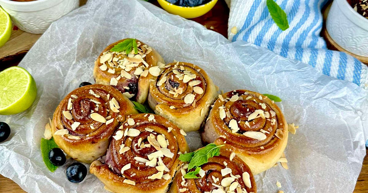 Blueberry Bliss Rolls Recipe | Samsung Food App