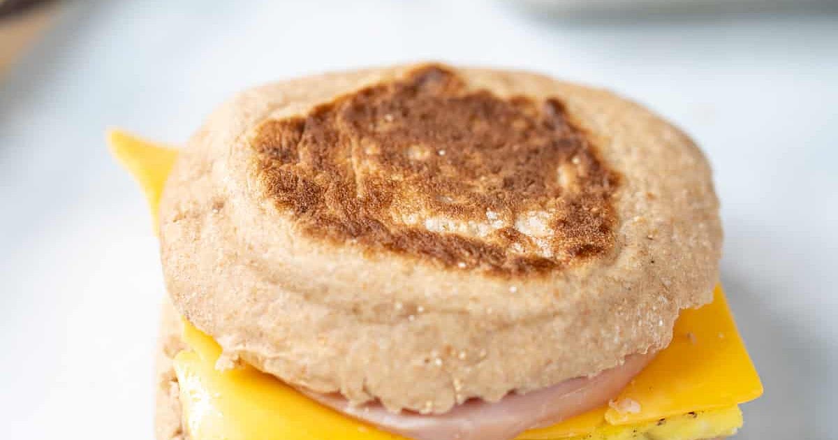 Sausage Mcmuffin (healthy) Recipe | Samsung Food App