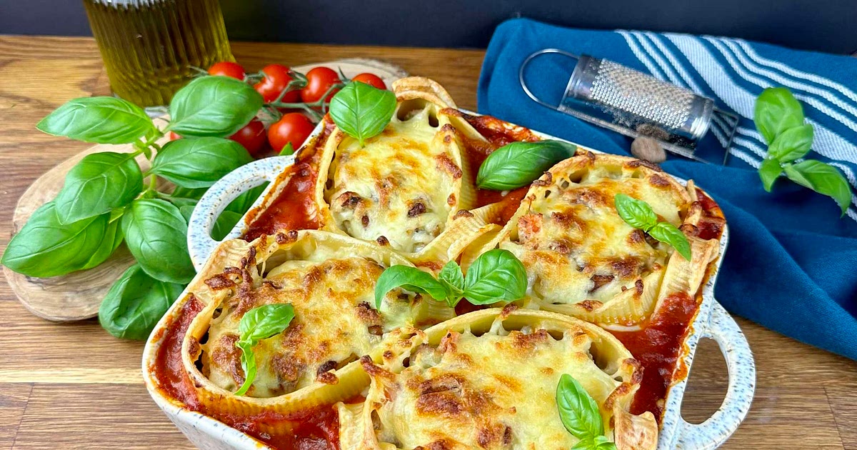 Creamy Beef-Stuffed Shells Recipe | Samsung Food App