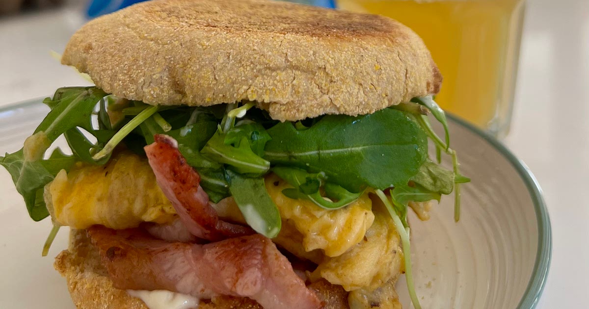 Bacon and Egg Breakfast Muffin Recipe | Samsung Food App