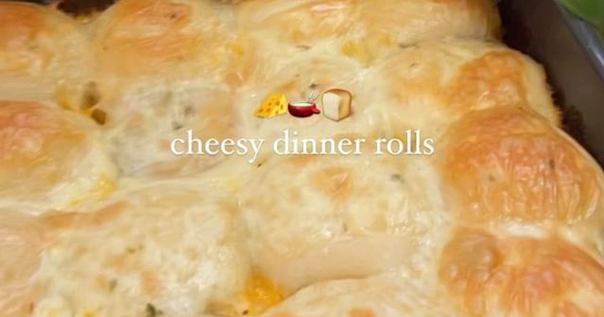 Cheesy Dinner Rolls Recipe | Samsung Food App