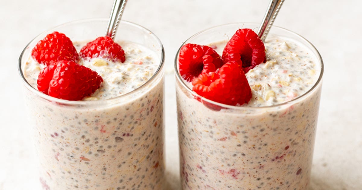 Healthy High Fiber Overnight Oats with Raspberries Recipe | Samsung Food App