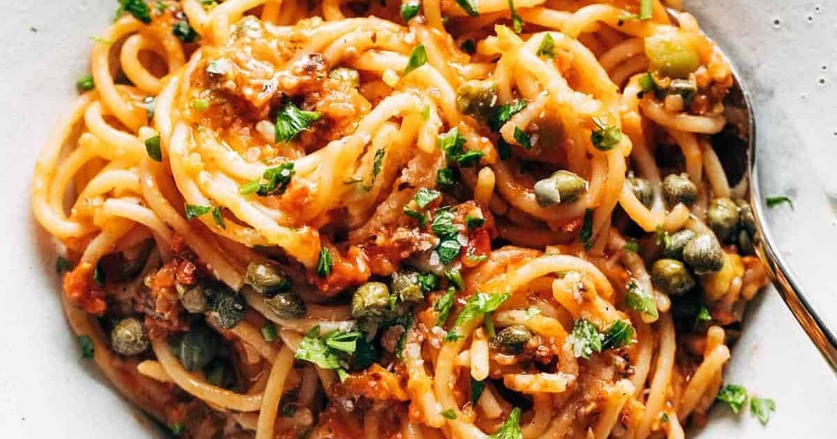 Roasted Tomato Puttanesca Recipe | Samsung Food App