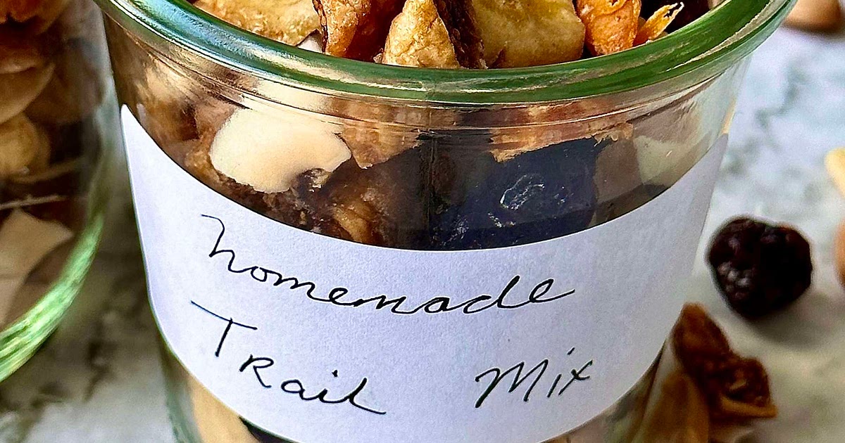 Homemade Trail Mix Recipe | Samsung Food App