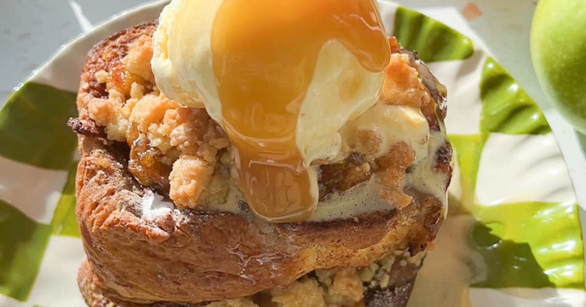 Apple Crumble French Toast Recipe | Samsung Food App