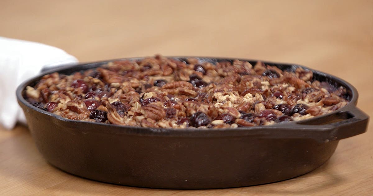 Baked Banana Berry Oatmeal Recipe | Samsung Food App