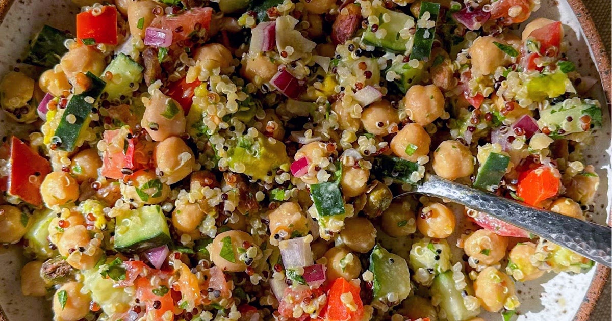 15 min Chickpea Quinoa Salad with cumin tahini dressing Recipe | Samsung Food App