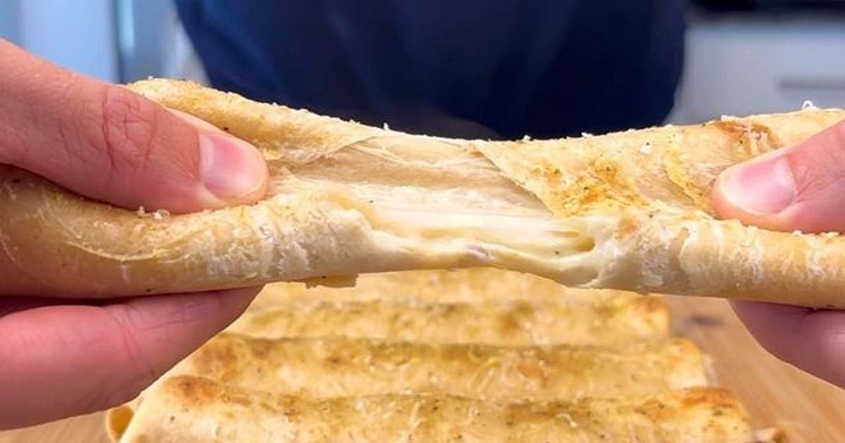 Chicken Garlic Parmesan Rolls Stealth Health Macro Friendly Recipe | Samsung Food App
