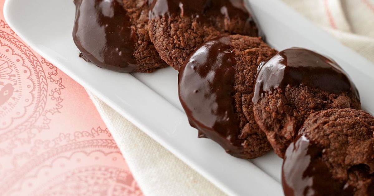 Ultimate Chocolate-Dipped Cookies Recipe | Samsung Food App