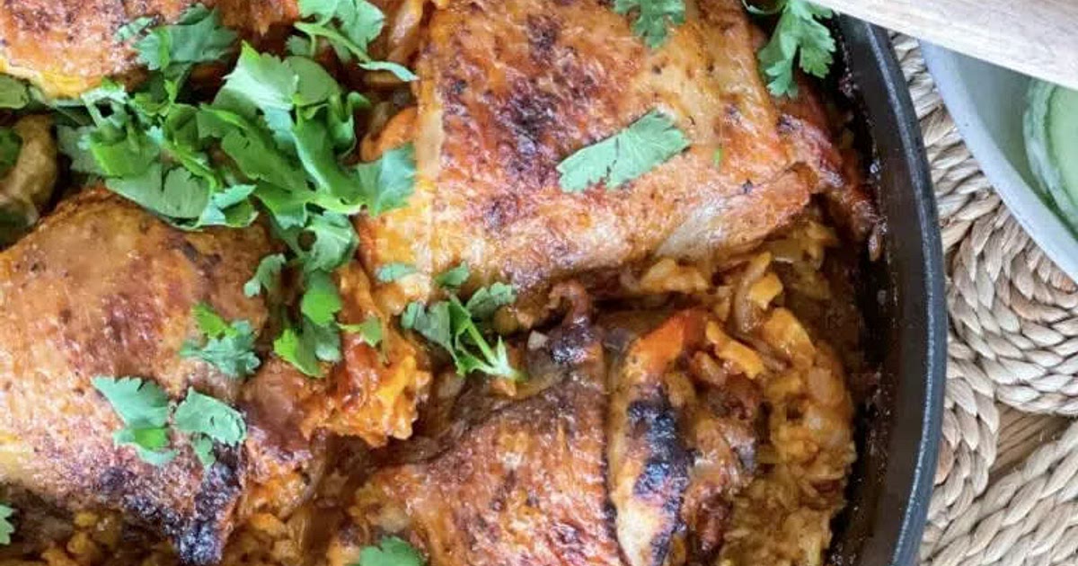 One Pot Paprika Chicken and Red Rice Recipe | Samsung Food App