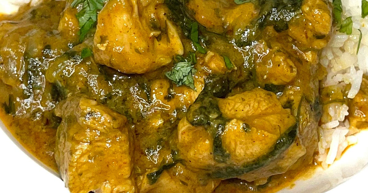 Coconut Chicken Curry with Spinach Recipe | Samsung Food App