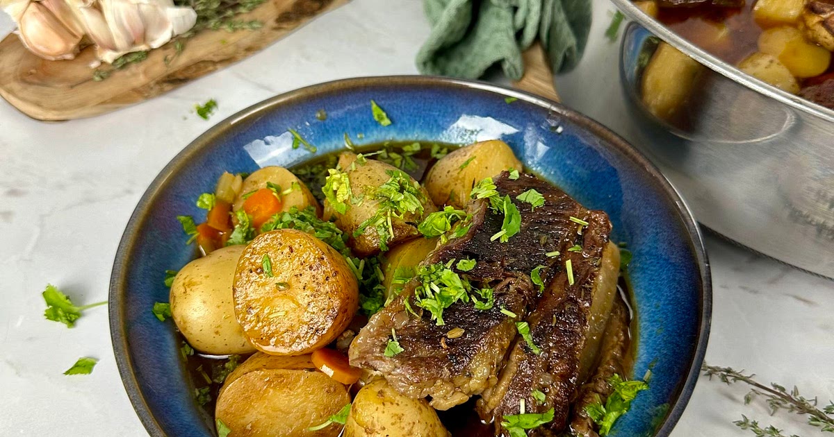 Braised Short Ribs with Potatoes Recipe | Samsung Food App