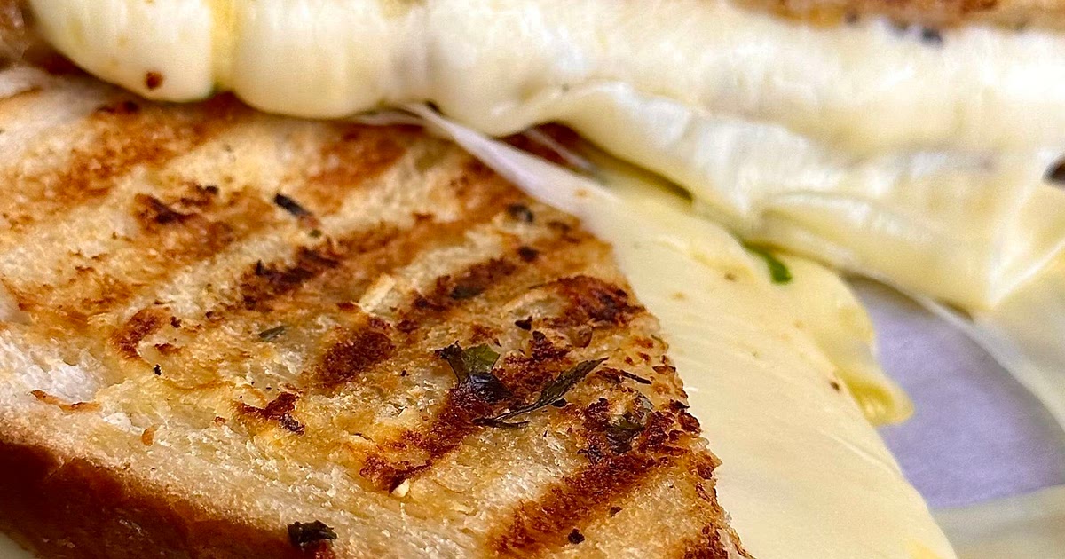 Garlic and Cheese Grilled Cheese Sandwich Recipe | Samsung Food App