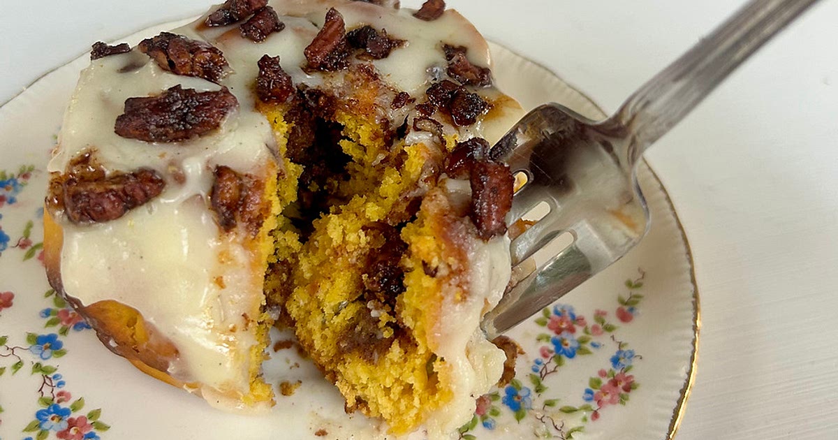 Pumpkin Pecan Cinnamon Rolls Recipe | Samsung Food App
