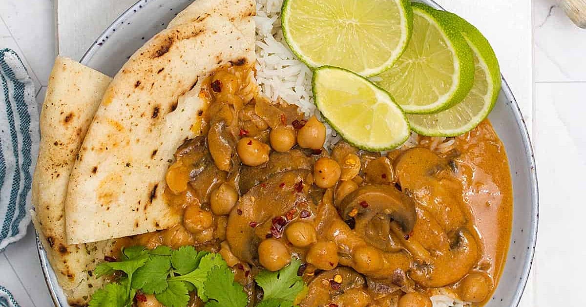 Healthy Mushroom and Chickpea Curry Recipe | Samsung Food App