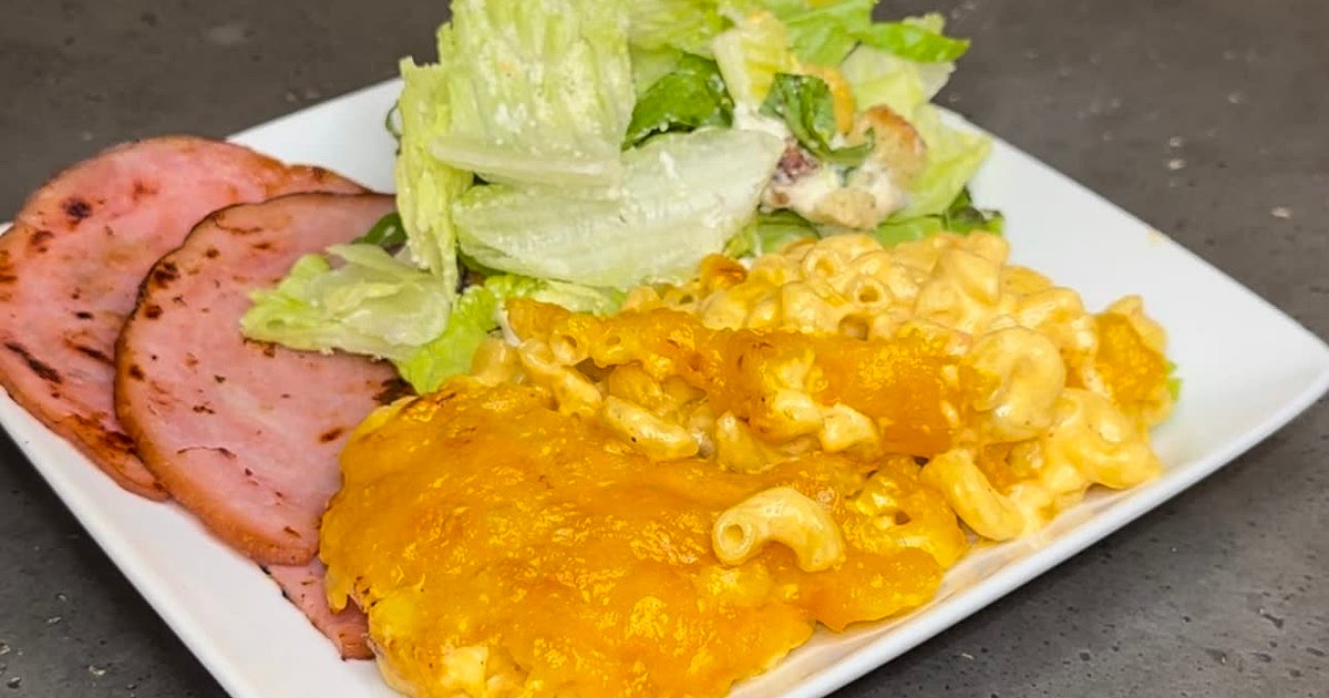 Dump & Bake Macaroni and Cheese Recipe | Samsung Food App