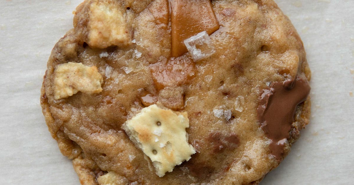 christmas crack cookies Recipe | Samsung Food App