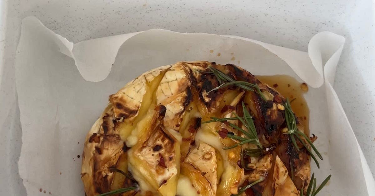Hot honey baked Brie Recipe | Samsung Food App