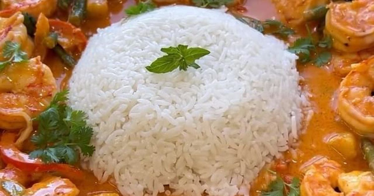 Thai Curry Shrimp with Coconut Rice 🍚 Recipe | Samsung Food App