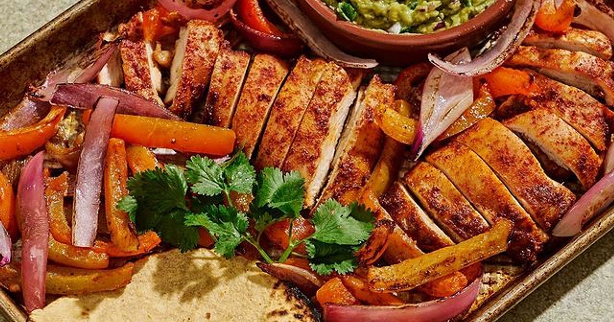 SHEET PAN CHICKEN FAJITAS Recipe | Samsung Food App