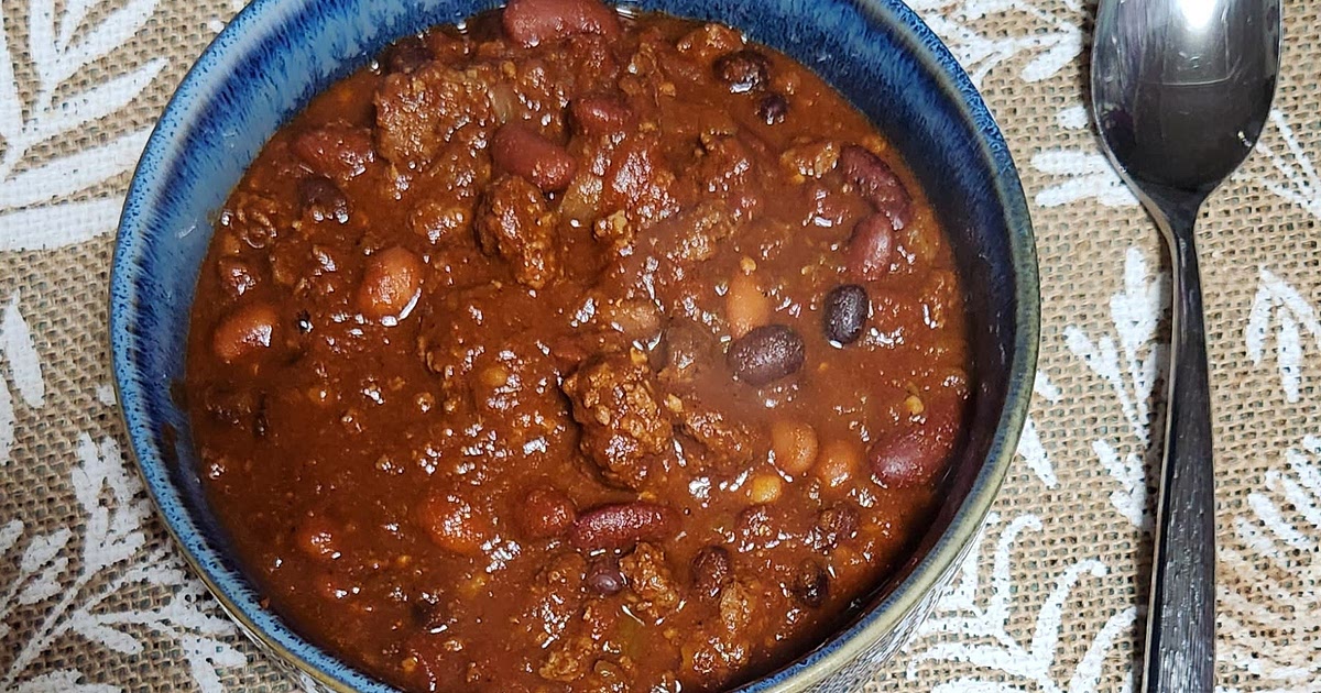 Three Bean Slow Cooker Chili Recipe | Samsung Food App