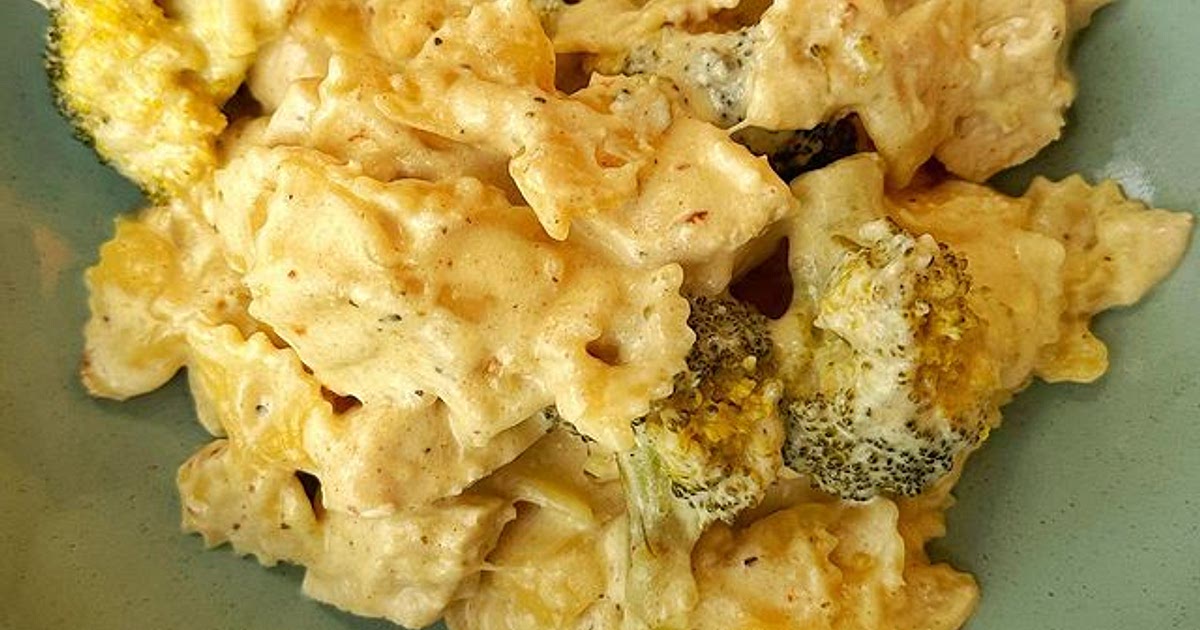 Creamy Chicken and Broccoli Pasta Bake Recipe | Samsung Food App