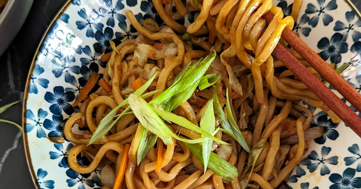 Spicy Vegetable Lo Mein Recipe | Samsung Food App