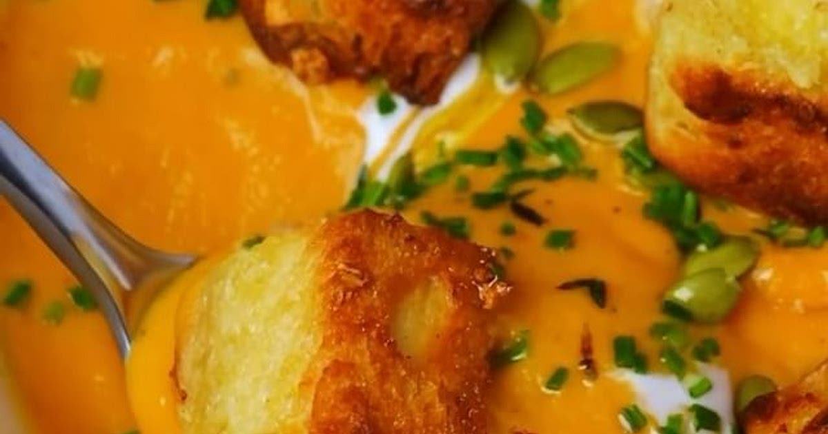 Sweet Potato Carrot Soup with Garlic Croutons Recipe | Samsung Food App