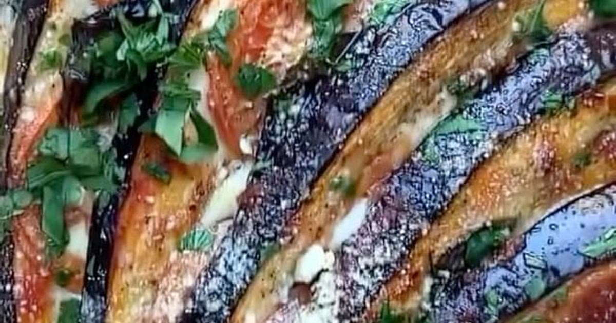 Cheesy Baked Hasselback Eggplant by Recipe | Samsung Food App