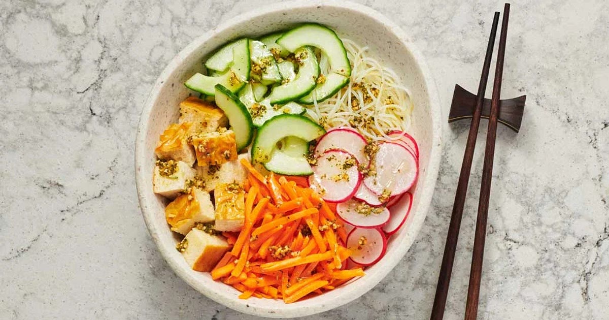 Simple Veggie Noodle Bowl Recipe | Samsung Food App