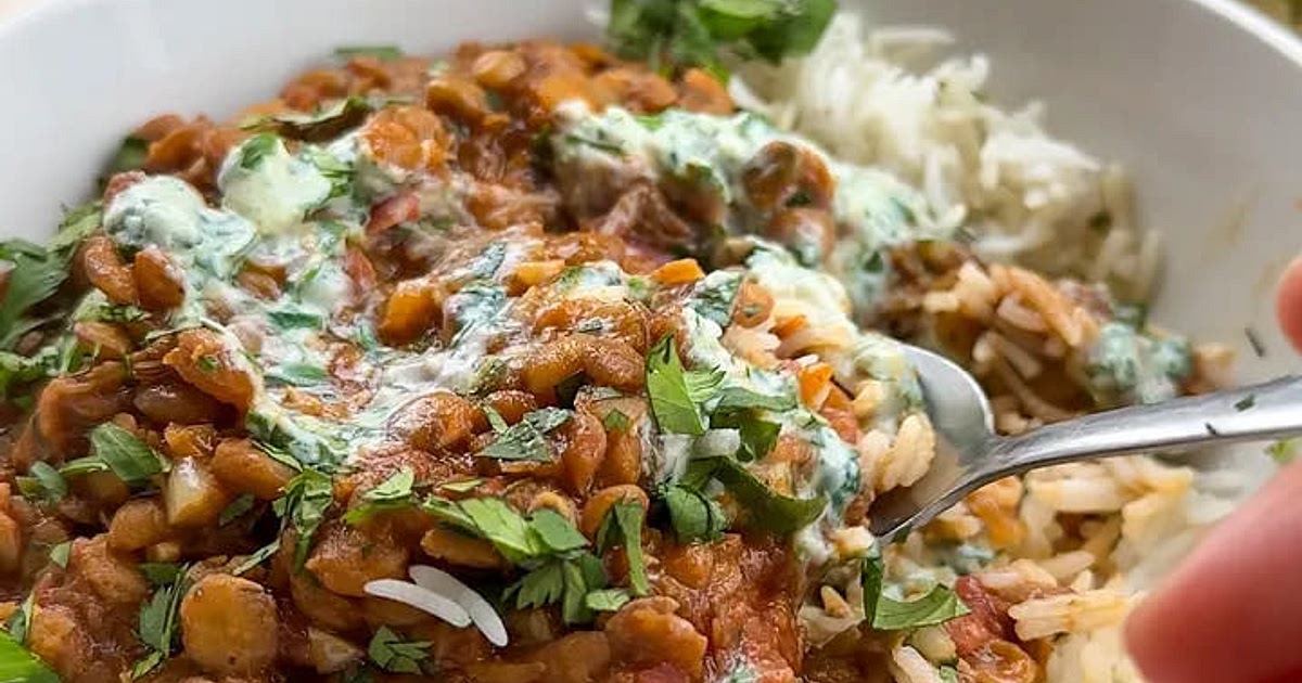Harissa Lentil Stew with Herby Yogurt Recipe | Samsung Food App