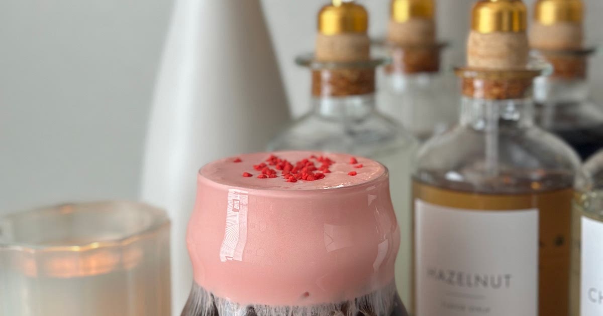 Strawberry Cold Foam Cold Brew Recipe | Samsung Food App