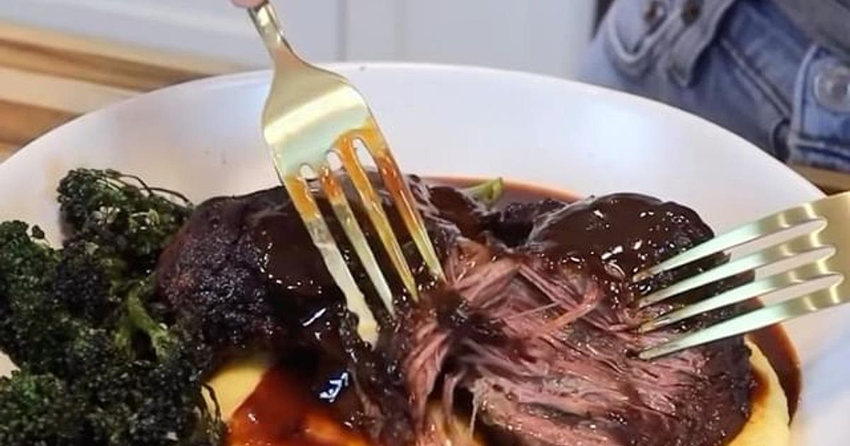Recipe Red Wine Braised Beef Short Ribs Bookmark THIS RECIPE! | Samsung Food App