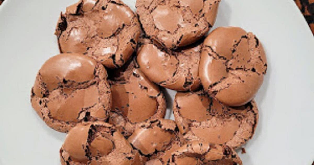 Chewy Chocolate Meringue Cookies Recipe | Samsung Food App