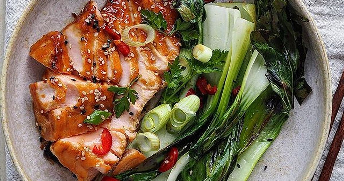 Miso glazed salmon with sesame pak choi Recipe | Samsung Food App