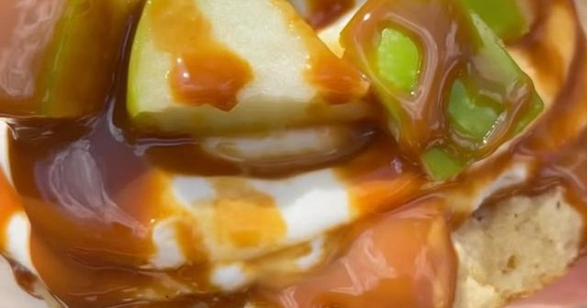 Protein Caramel Apple Crumbl Cookie Recipe | Samsung Food App