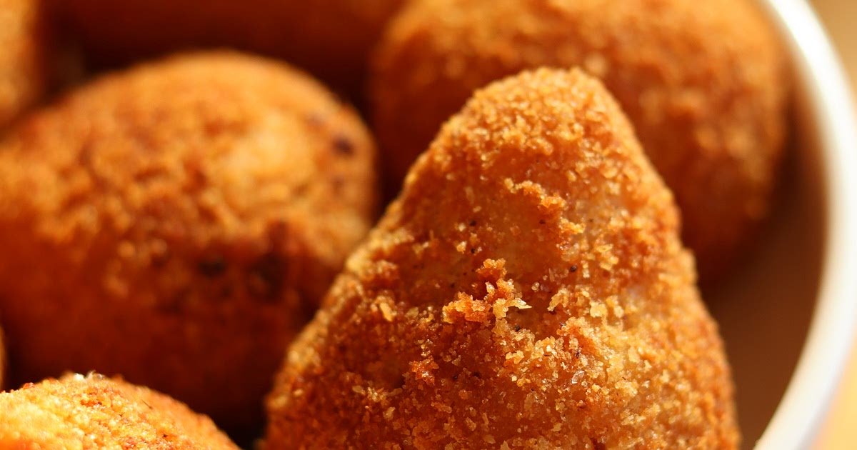 Easy Brazilian Cheese Croquettes (bolinho de queijo) Recipe | Samsung Food App