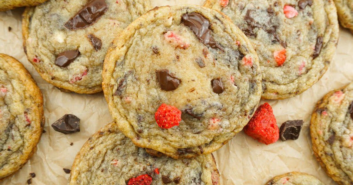 Strawberry Chocolate Chunk Cookies Recipe | Samsung Food App