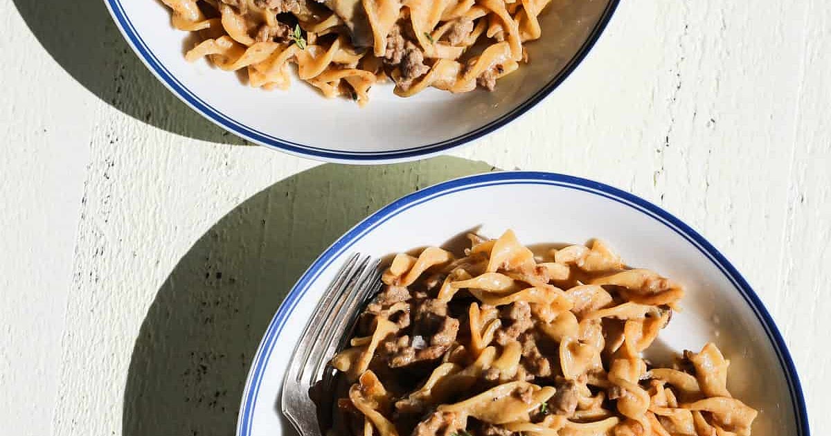 One-Pot Hamburger Helper Beef Stroganoff Recipe | Samsung Food App