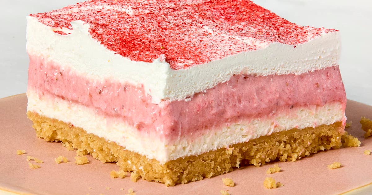 No-Bake Strawberry Dream Bars Recipe | Samsung Food App