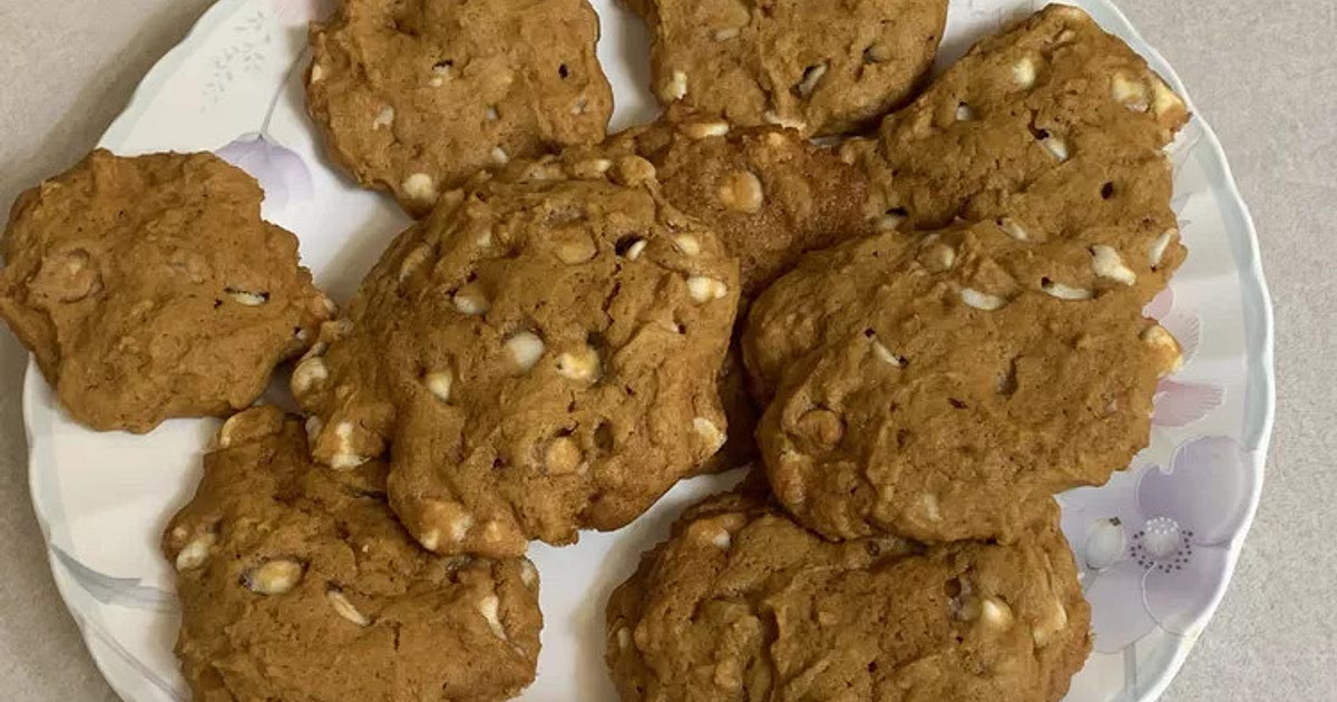 Pumpkin White Chocolate Chip Cookies Recipe | Samsung Food App