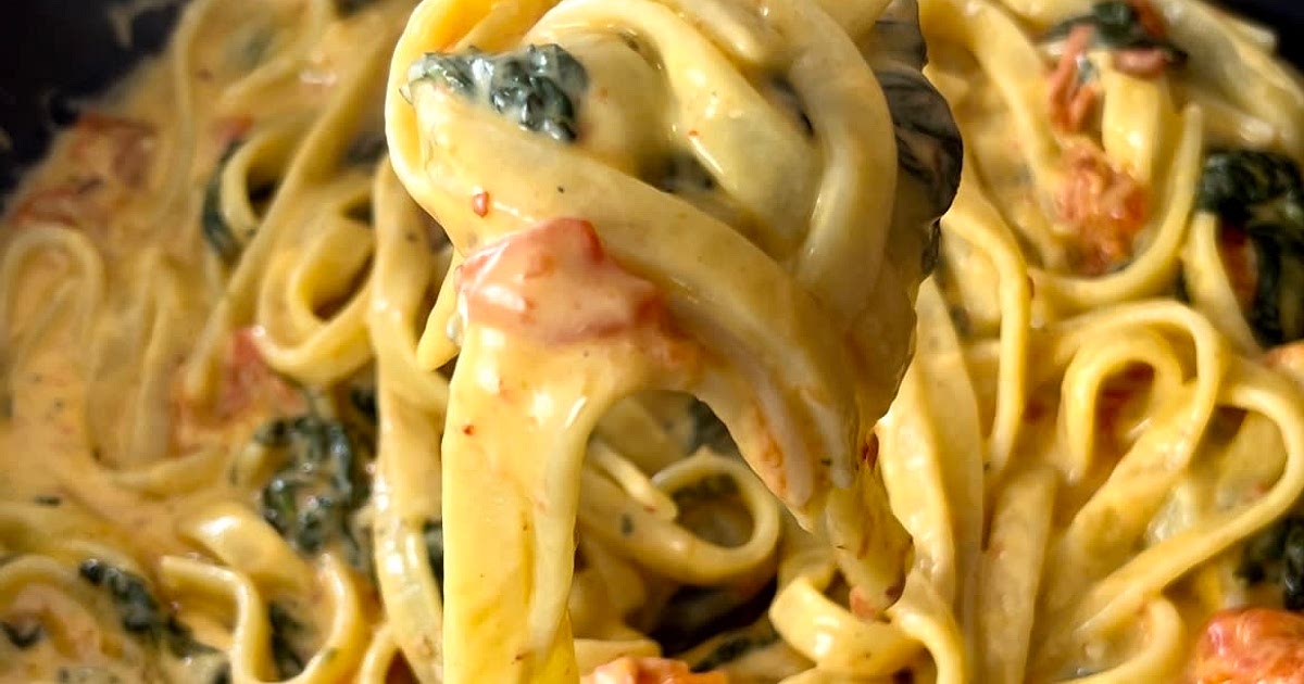Creamy spinach tagliatelle Recipe | Samsung Food App