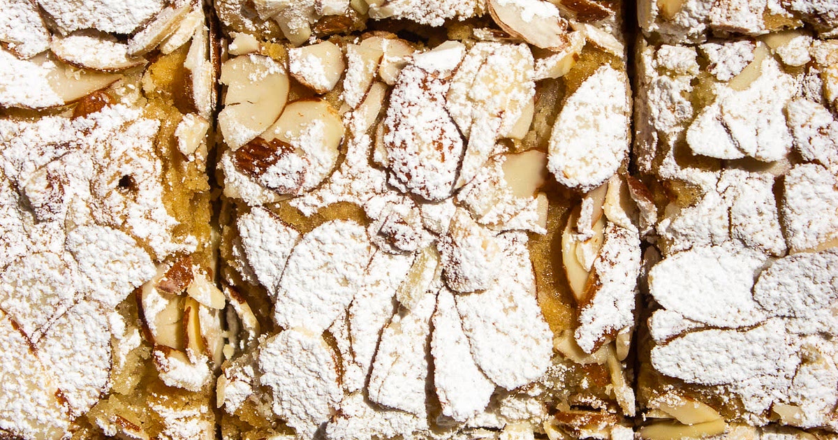 Almond Croissant Blondies Recipe | Samsung Food App