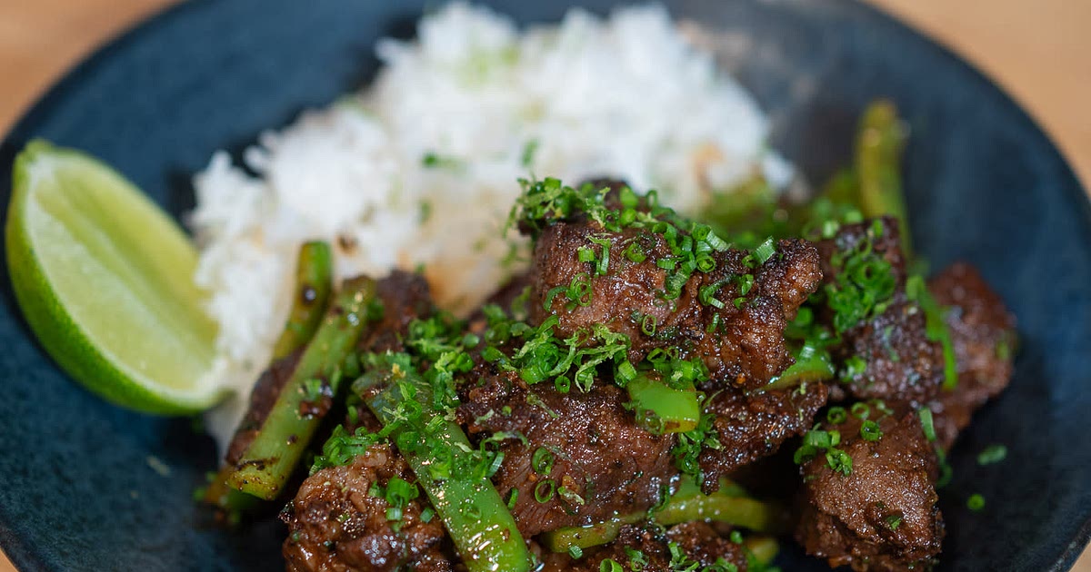 Viet-Cajun Steak Bites Recipe | Samsung Food App