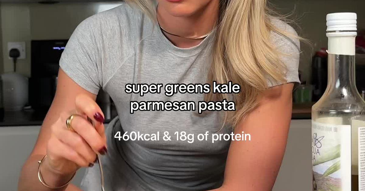 super green kale parmesan pasta Recipe | Samsung Food App