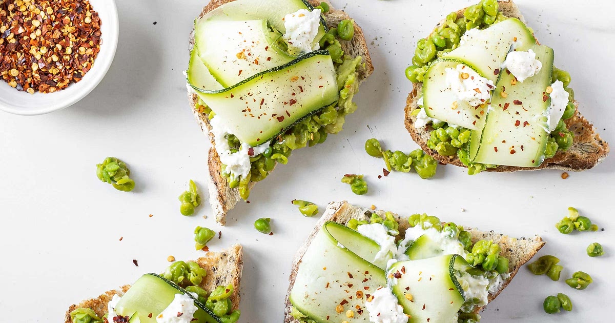 Smashed Pea and Avocado Toast Recipe | Samsung Food App