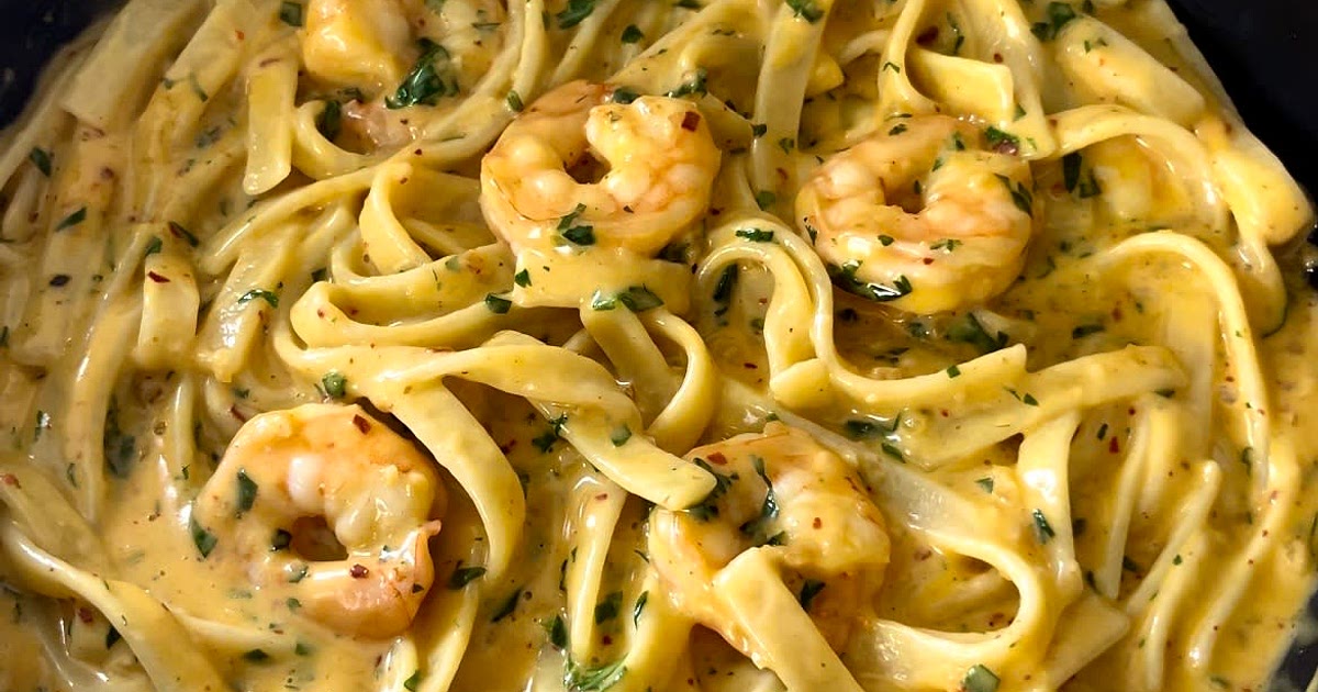 Garlic butter prawn Pasta Recipe | Samsung Food App