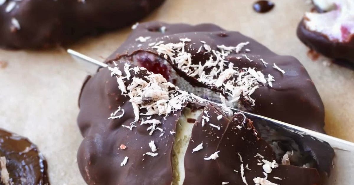 Vegan high-protein Frozen Joghurt Strawberry Bites Recipe | Samsung Food App